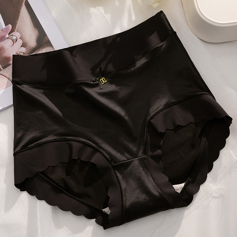 2+1 FREE TODAY | SureComfort™ | Antibacterial, Moisture-Wicking, Odorless Silk Gynecological Briefs