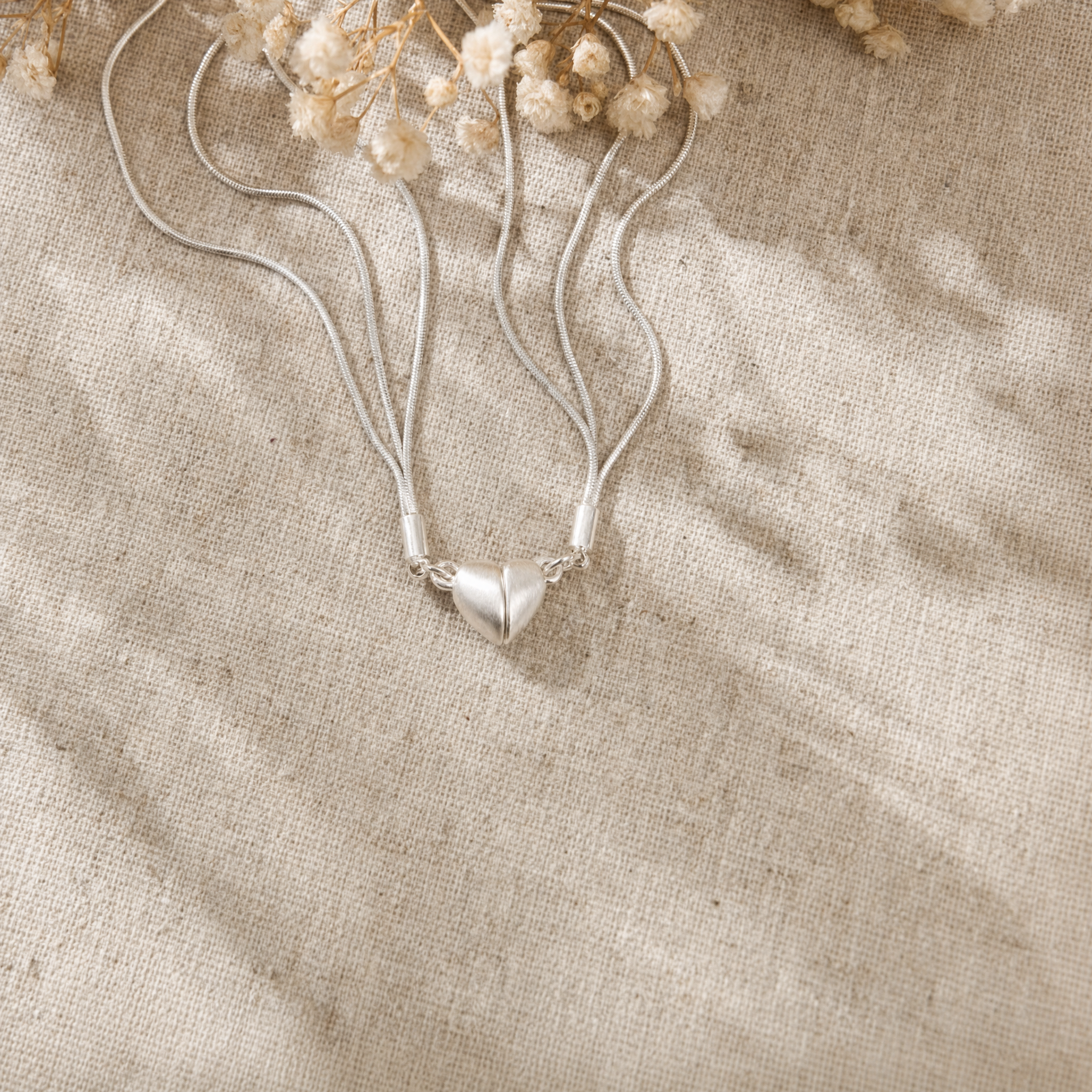 50% OFF TODAY | HeartLink™ - Magnetic Heart Necklace