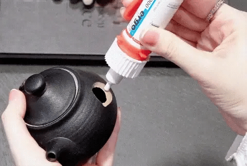 50% OFF TODAY  BondMaster™ - Ultra-strong superglue for precision bonding