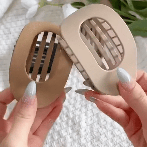 4 + 4 FREE TODAY  TressClip - Hair claws