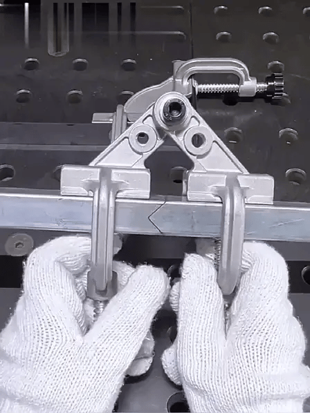 50% OFF TODAY  AngleHold™ - Master multiple angles with one smooth clamp!