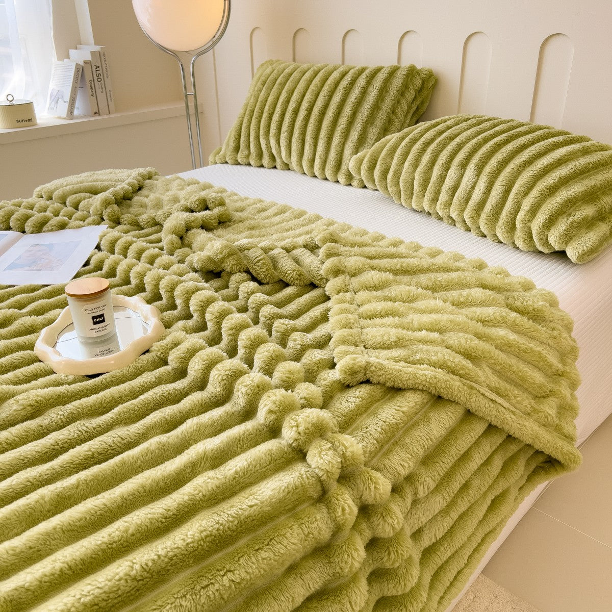 50% OFF TODAY | FluffyWrap™ | Cozy Bed Cover Plush Blanket