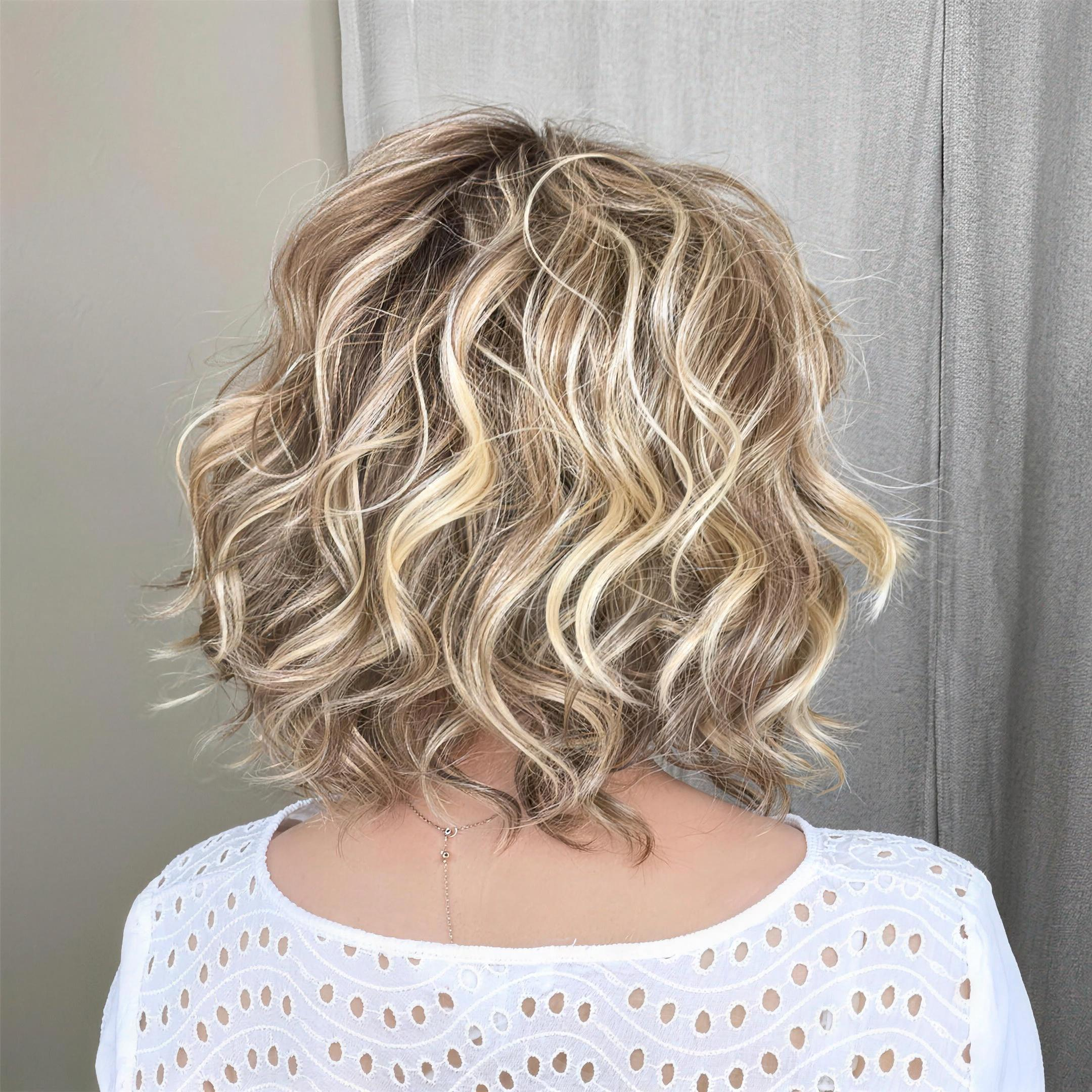 50% OFF TODAY | Blonde Bob™ - Short Curly Wig