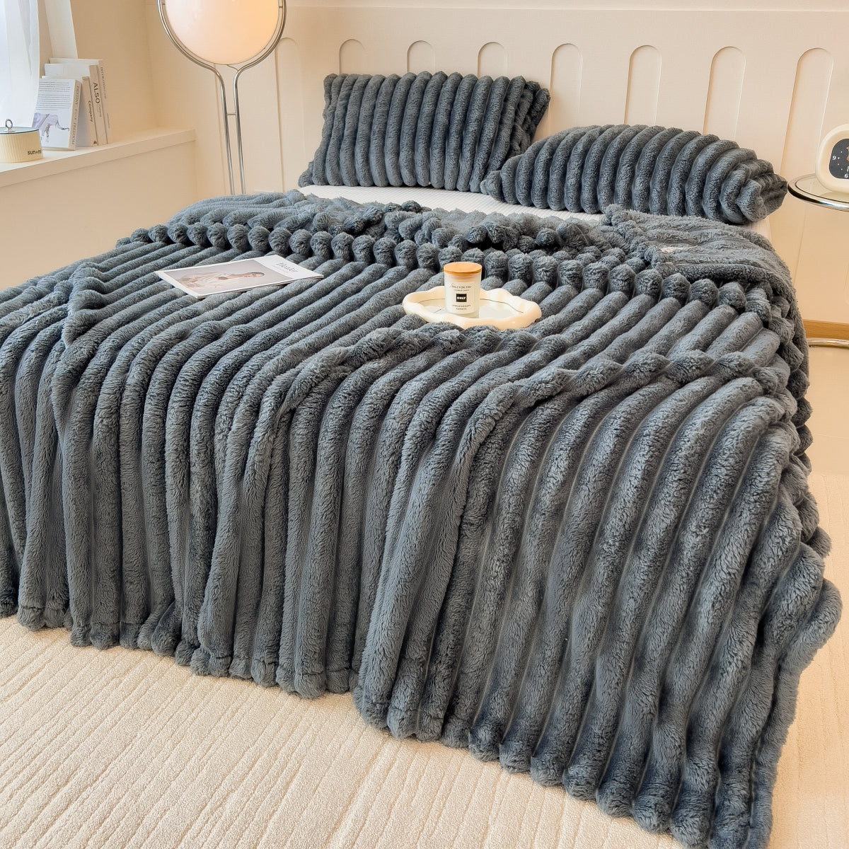 50% OFF TODAY | FluffyWrap™ | Cozy Bed Cover Plush Blanket