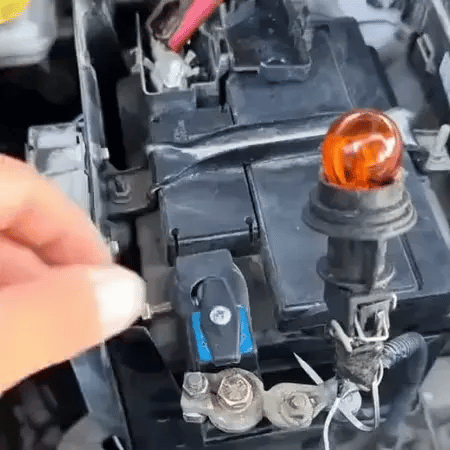 1 + 1 FREE TODAY  BatteryGuard™ - Disconnect Switch