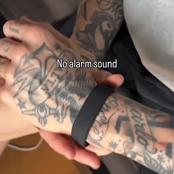 50% OFF TODAY | QuietWake™ - Silent Wrist Alarm