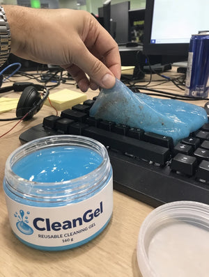 Customer photo: blue CleanGel lifted off an office keyboard