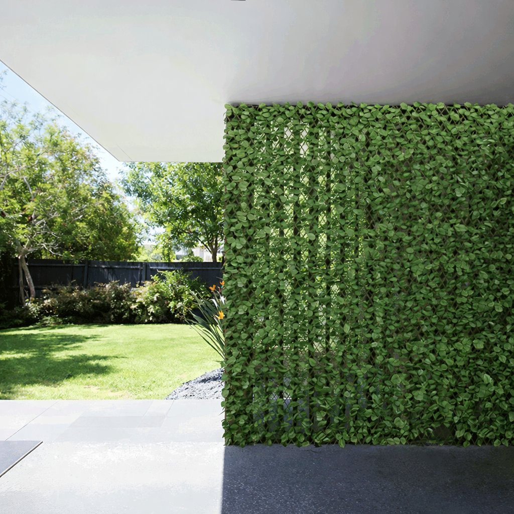 Hedge privacy screen